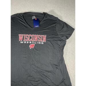 NWT Wisconsin Badgers Wrestling Woman’s 3X Black V-Neck T-Shirt Size 3XL New